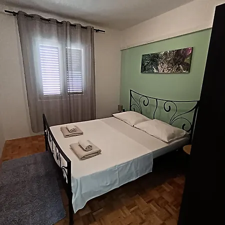 Apartment Mime Rogoznica (Sibenik-Knin)