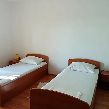 Mime Apartment *